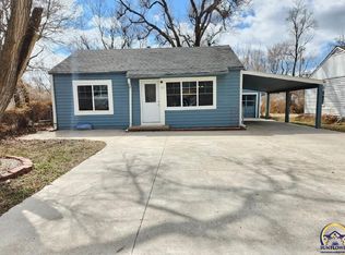 905 SE 33rd St, Topeka, KS 66605