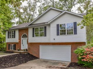 2376 Graham Rd, Stow, OH 44224