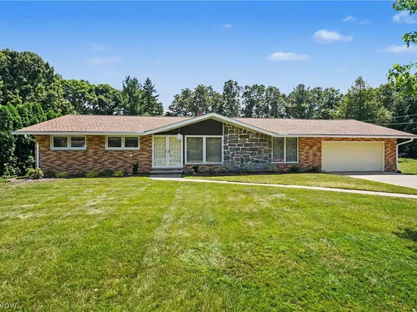 1380 Romane Dr, Northfield, OH 44067