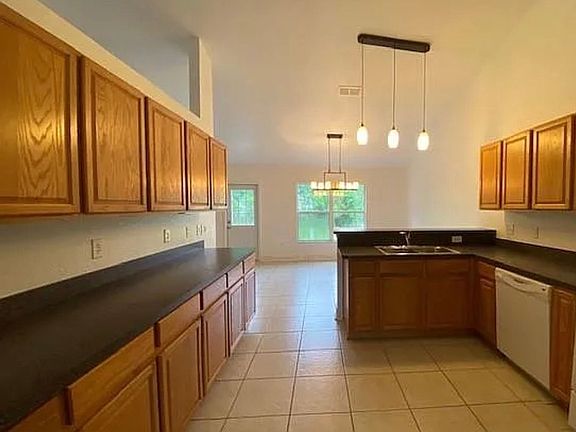5th image of 11484 SW 51st Cir
