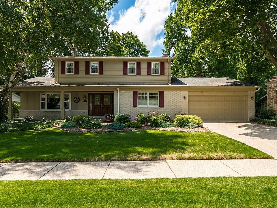 1st image of 10527 Brookwood Dr