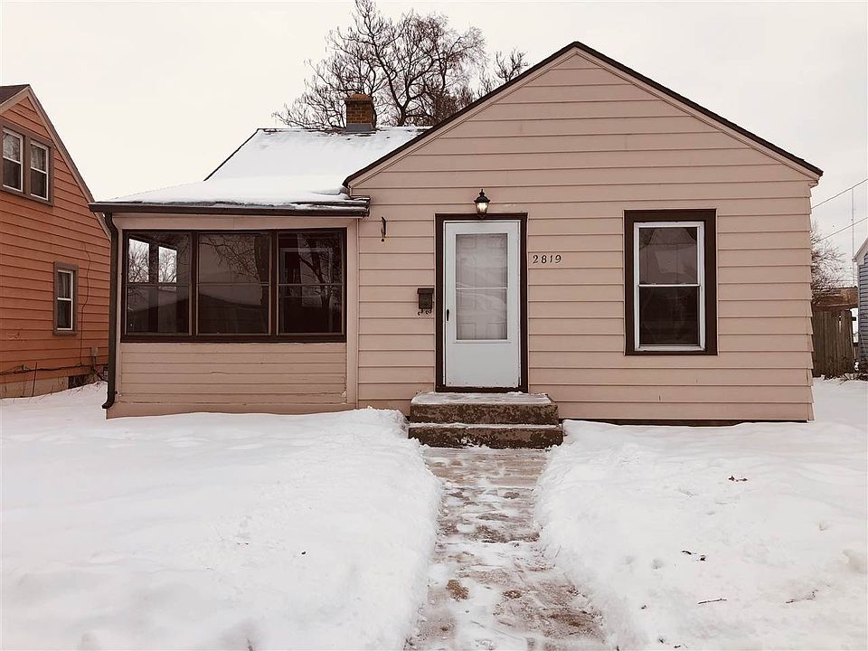 1st image of 2819 Lawndale Ave
