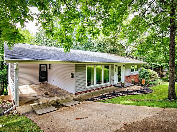 3rd image of 553 Bays View Rd