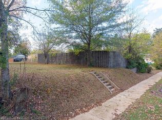 1010 S 18th St, Fort Smith, AR 72901