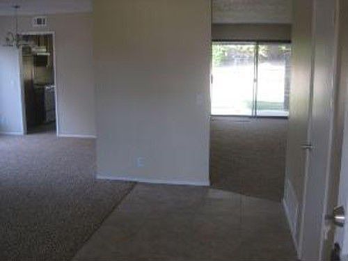 4th image of 2215 E La Deney Way