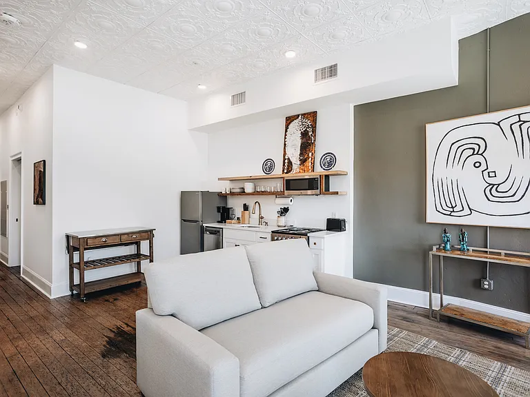 206 Tarboro St W #204 — Photo 5