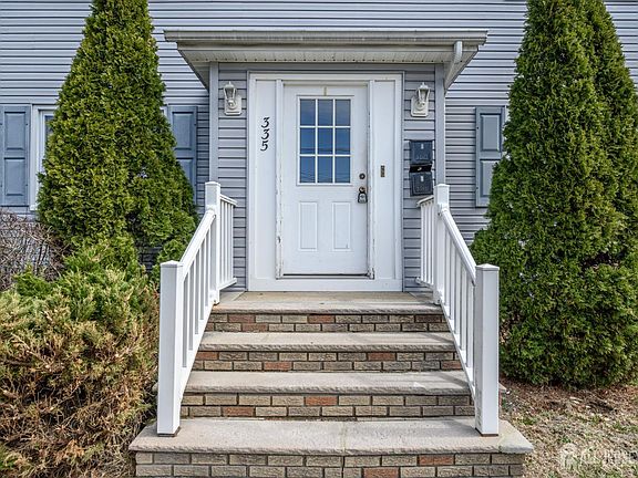 2nd image of 335 Prospect Ave