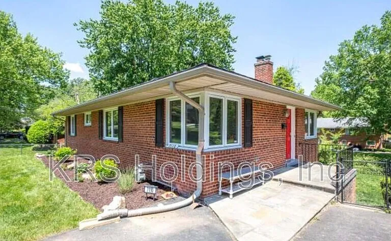 7110 Murray Ln — Photo 1