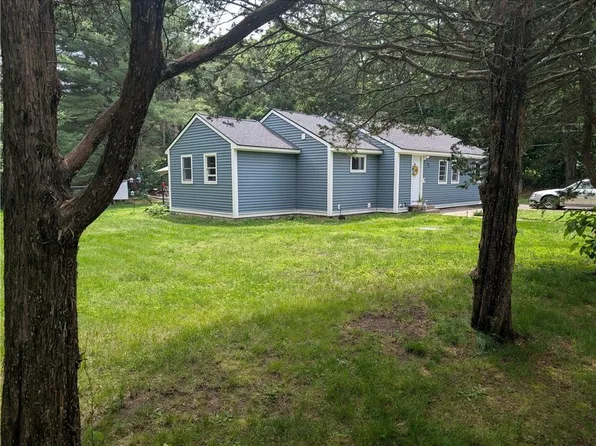 94 Mount Pleasant Rd, North Smithfield, RI 02896