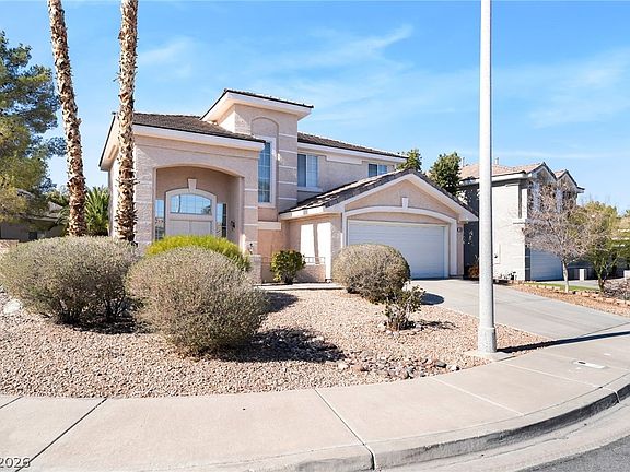 3rd image of 1988 Thunder Ridge Cir