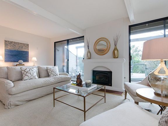 5th image of 462 Sand Hill Cir