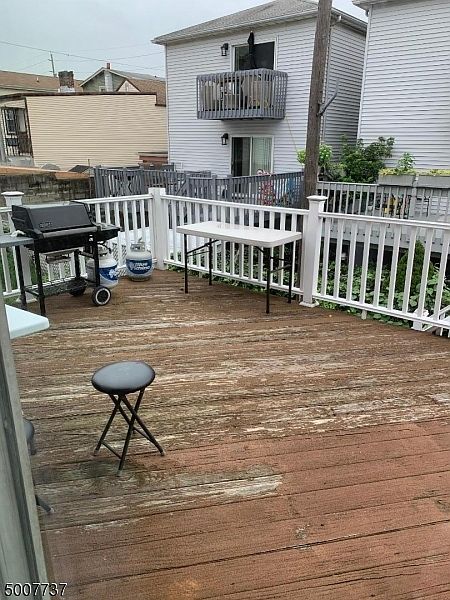 2nd image of 111 Oliver St