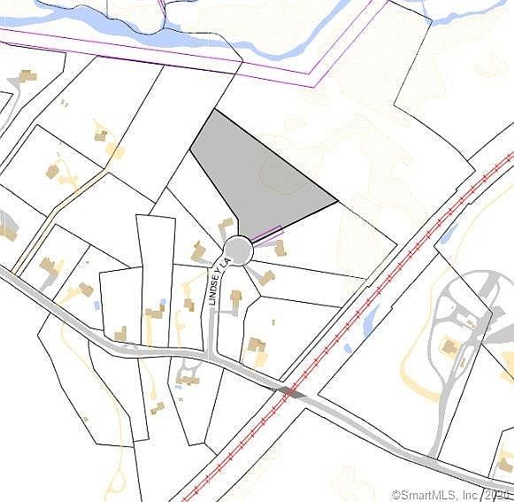 1st image of 9 Lindsay Ln