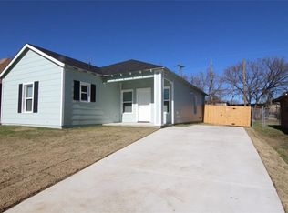 1117 E Broadway Ave, Fort Worth, TX 76104