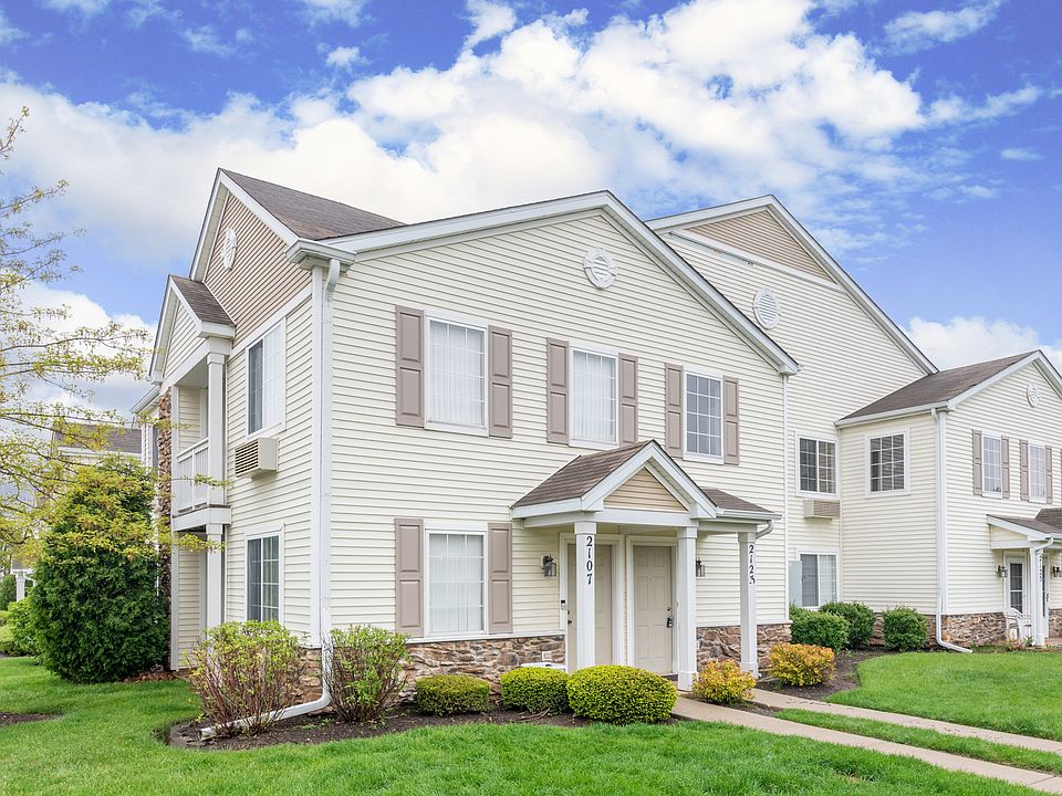 1st image of 2123 Silverstone Dr #2123
