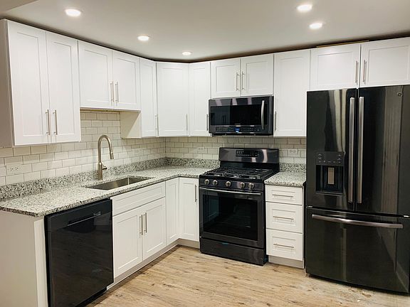 3rd image of 4515 S King Dr Unit G