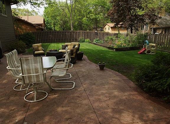 4th image of 11797 Van Buren St NE