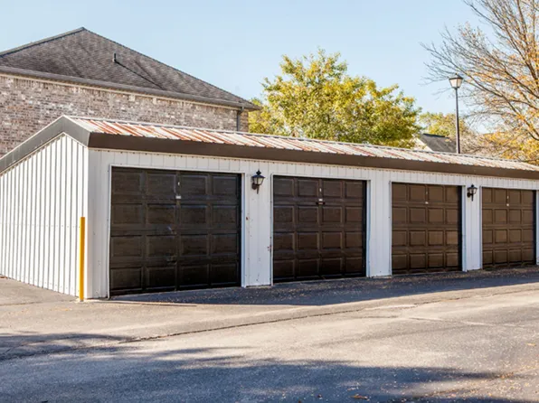 Ashley Oaks Apartments, 3770 Ashley Oaks Dr #3742B, Lafayette, IN 47905