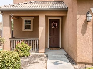 6896 E Harwood Ave, Fresno, CA 93727