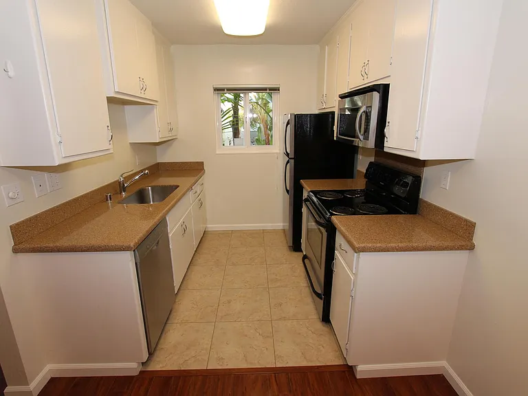 1308 Palos Verdes Dr #1 — Photo 1