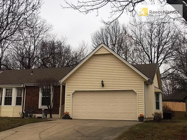 Low maintenance exterior with vinyl siding. Cul-de-sac lot.