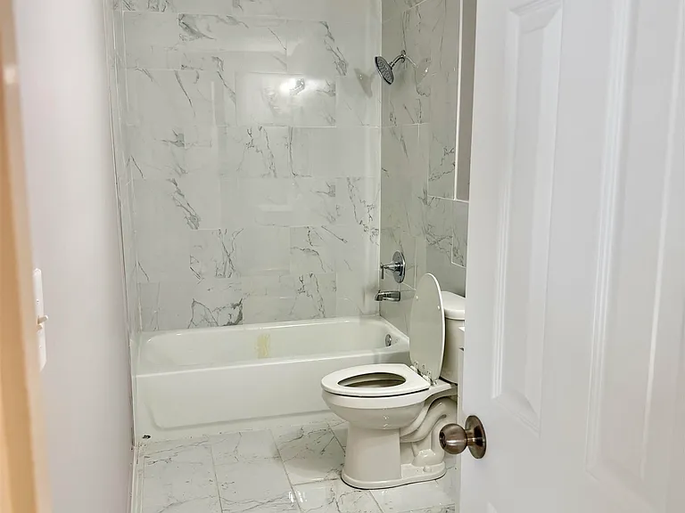 2215 Henrietta Rd — Photo 10