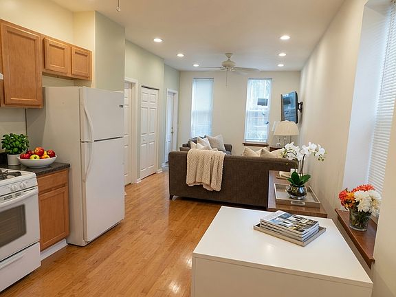 2nd image of 2329 W McLean Ave