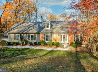 145 Ivywood Ln, Wayne, PA 19087