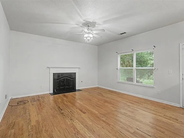 1025 Balsam Wood Trl — Photo 10