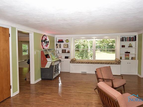 3rd image of 1179 County Road 42