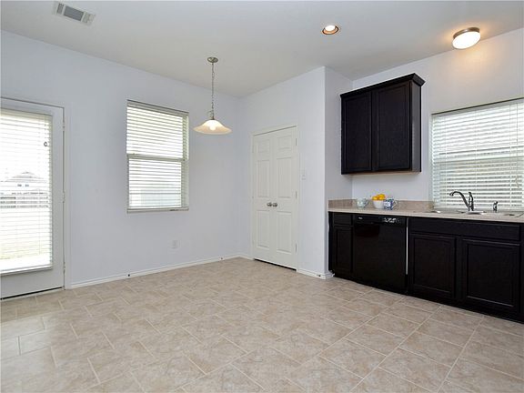 3rd image of 13605 Arbor Hill Cv
