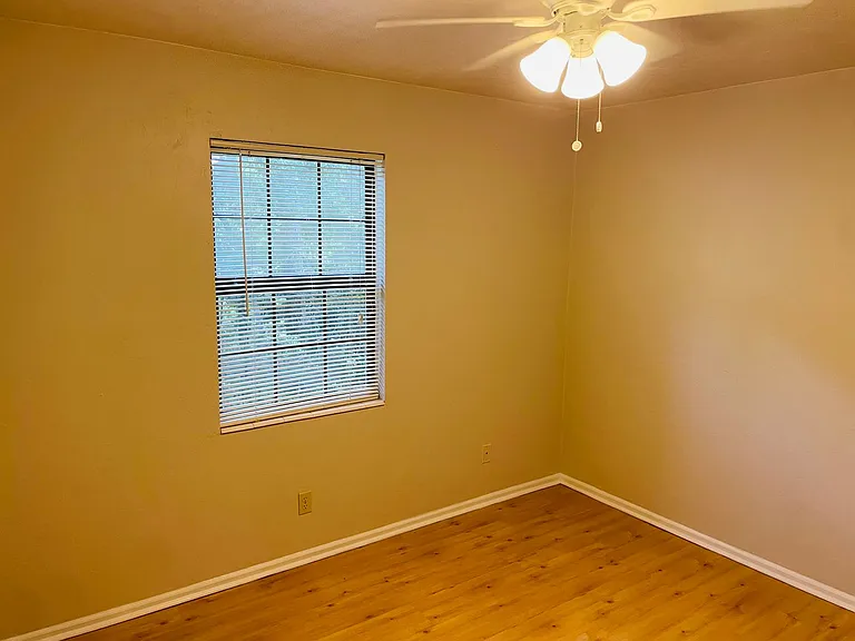 1230 Alachua Ave — Photo 14