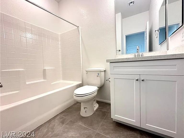 6172 Garden Crest St — Photo 8