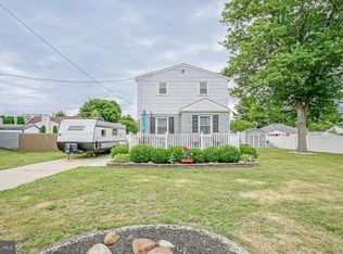 133 Dobbs Ave, Bellmawr, NJ 08031