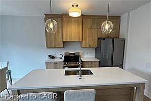 5th image of 123 Maple St