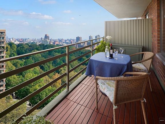 5th image of 372 Central Park W APT 18XY