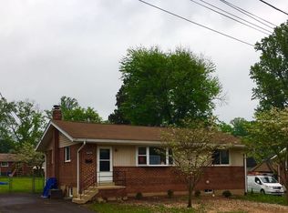 10228 Dale Dr, Fairfax, VA