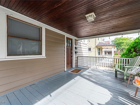 4th image of 1528 Rockway Ave