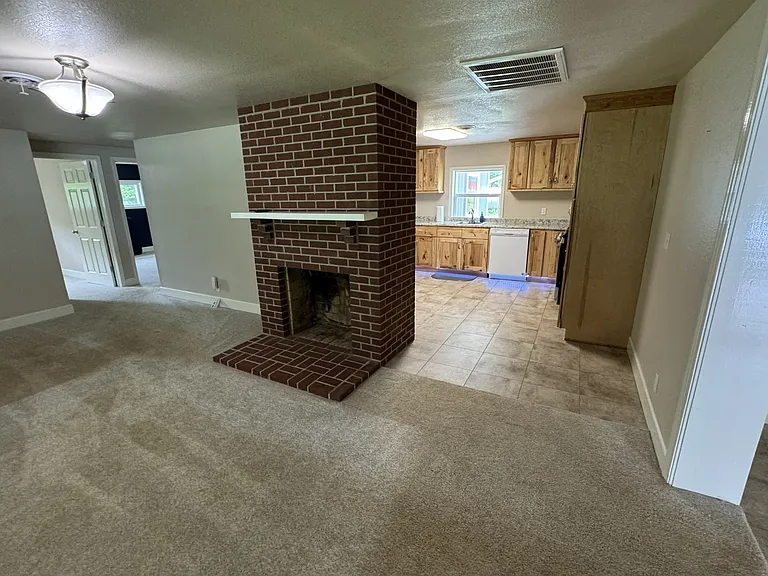 544 Cypress Trl — Photo 8