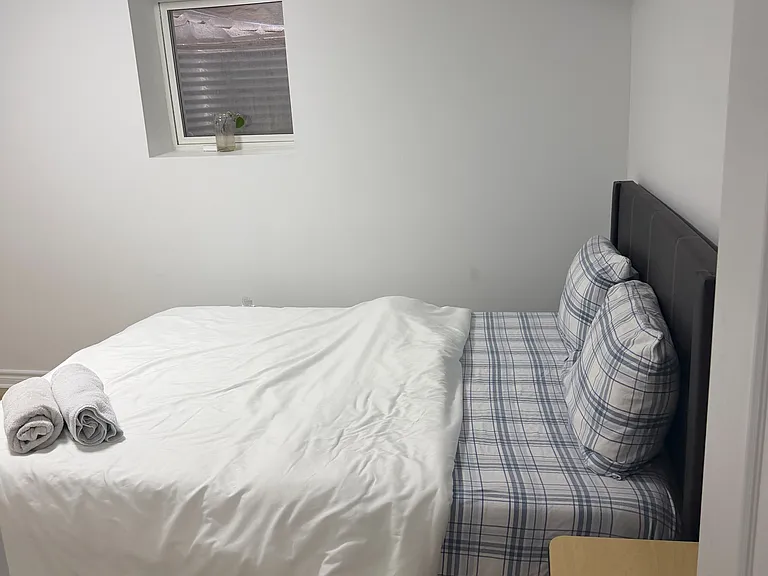 164 Stather Cres #BASEMENT — Photo 7