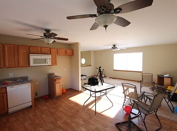 3rd image of 41085 N 2nd St