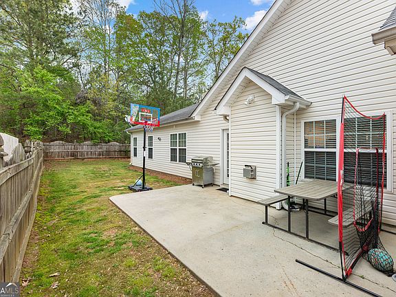 5th image of 50 Stony Oak Dr