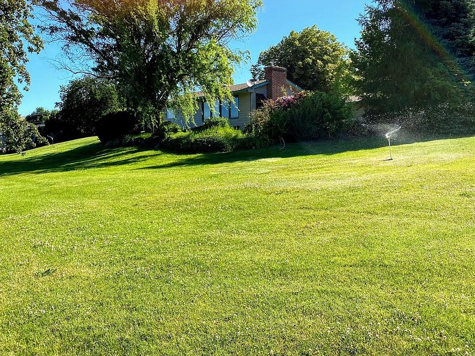 1st image of 2615 26th Ct NE
