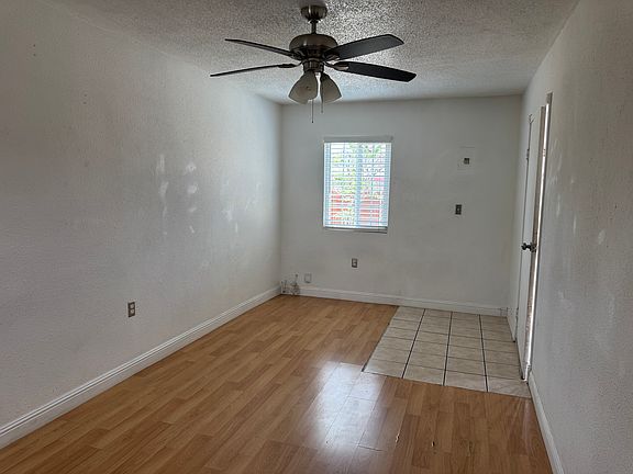 4th image of 3319 1/2 Marlborough Ave #2