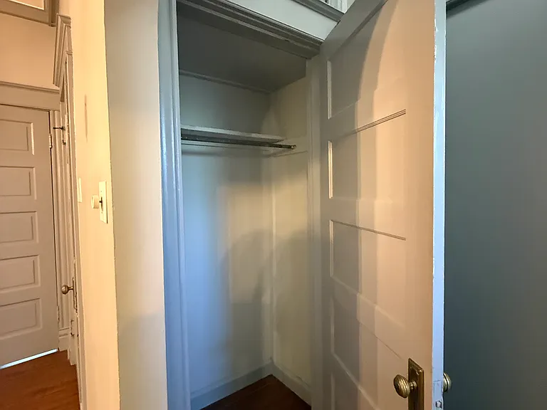 2258 S Compton Ave #2 — Photo 16