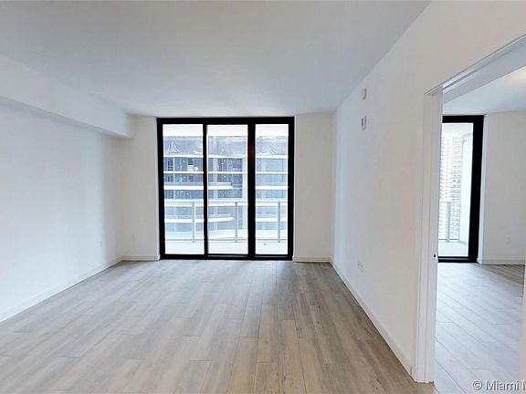 2nd image of 1010 Brickell Ave Unit 3209