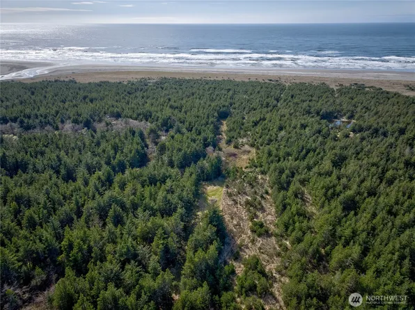 0 35th & J Lane, Ilwaco, WA 98644