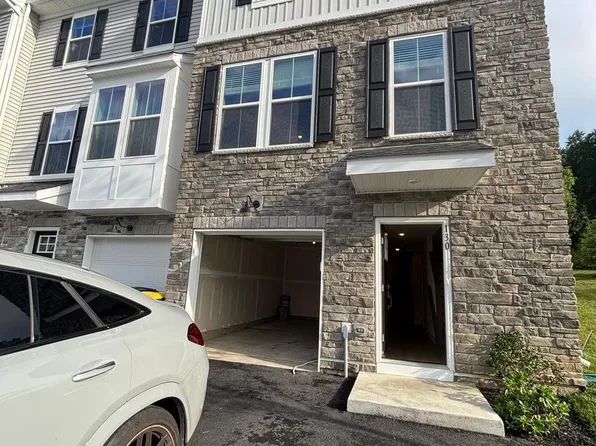 130 Abramo Victor Dr, Downingtown, PA 19335