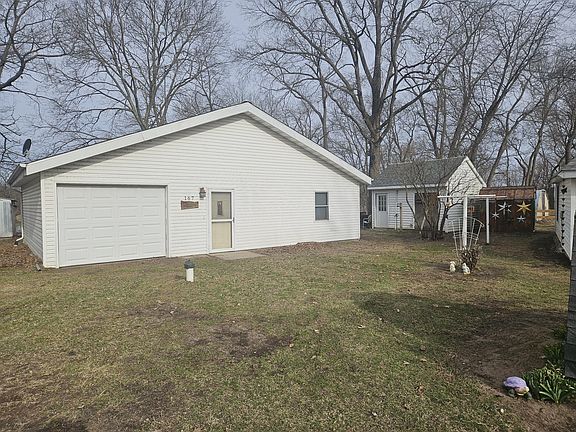 3rd image of 167 Witmer Rd