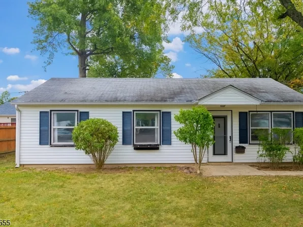 97 Sydney Pl, Franklin Twp., NJ 08873